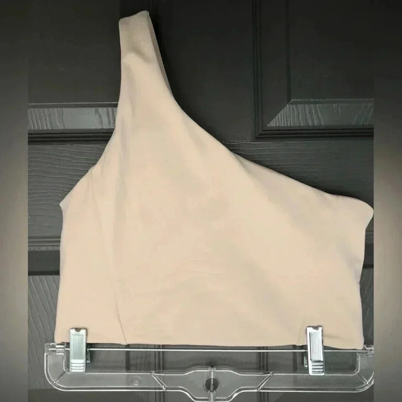 NWOT ALLFENIX Weekend Sports Bra (Nude) - Picture 2 of 6